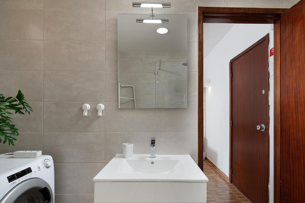 Praia Da Rocha Apartment By Lovelystay Portimao Luaran gambar